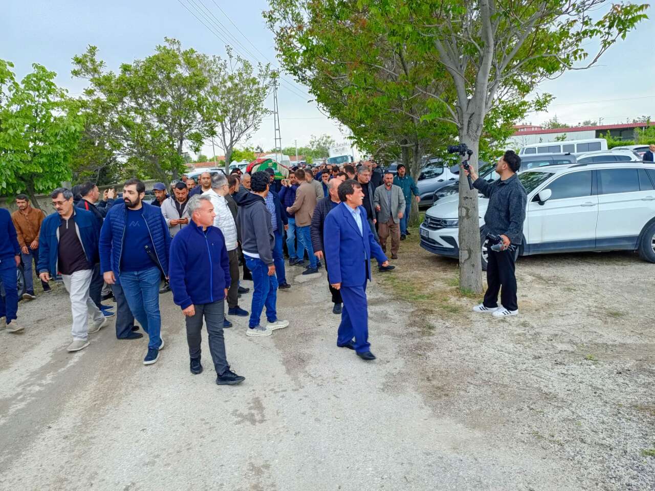 Konya’da sevenleri Recep Konuk’un oğlu Fatih Konuk’a son görevini yaptı 4